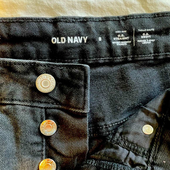Old Navy - Button fly black denim short - Picture 2 of 3